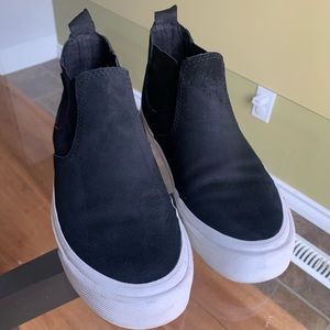 Vans Suede Slip-On Mid DX